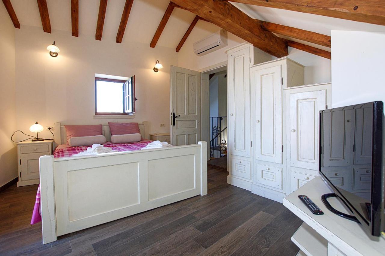 Idassa Villa
