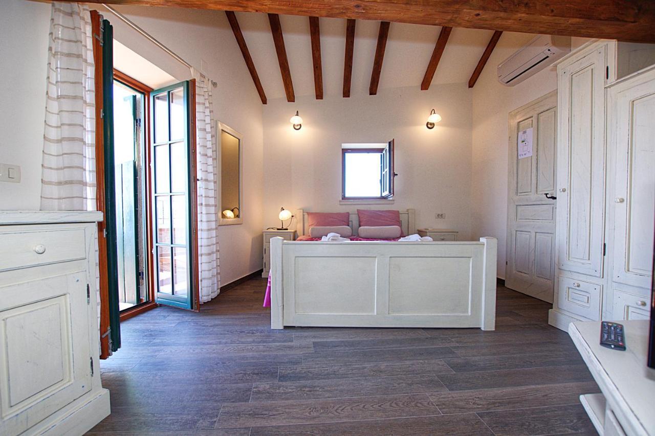 Idassa Villa *